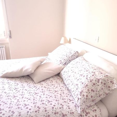 2 Bedroom Gem Near Milano Centrale Fast Wi Fi Kademy House Dış mekan fotoğraf