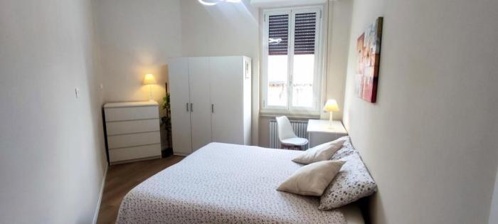 2 Bedroom Gem Near Milano Centrale Fast Wi Fi Kademy House Oda fotoğraf