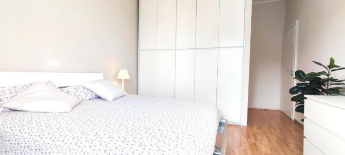 2 Bedroom Gem Near Milano Centrale Fast Wi Fi Kademy House Oda fotoğraf