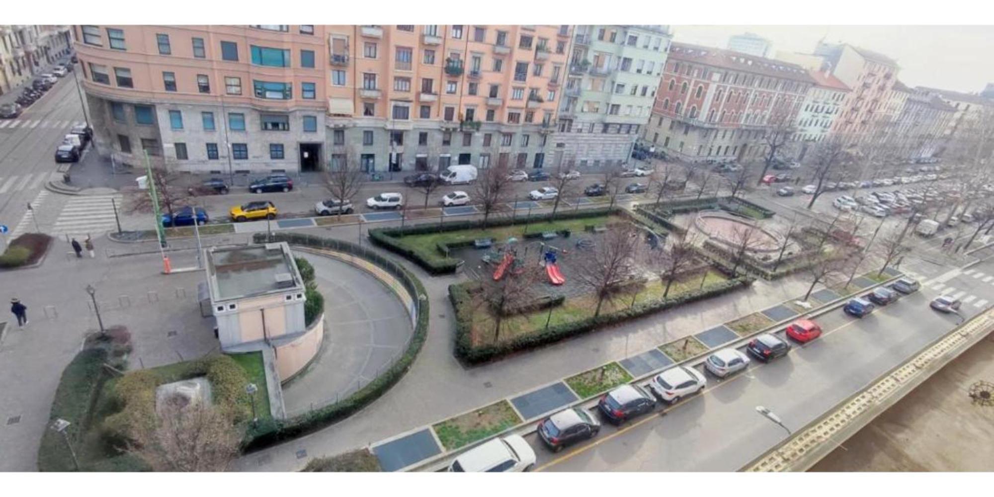 2 Bedroom Gem Near Milano Centrale Fast Wi Fi Kademy House Dış mekan fotoğraf