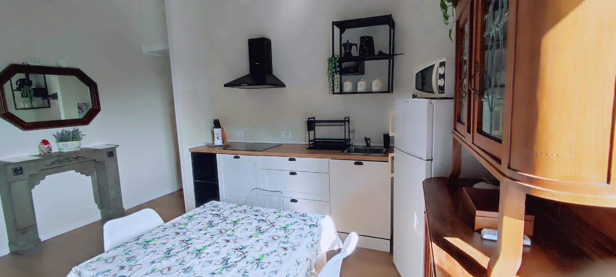 2 Bedroom Gem Near Milano Centrale Fast Wi Fi Kademy House Dış mekan fotoğraf
