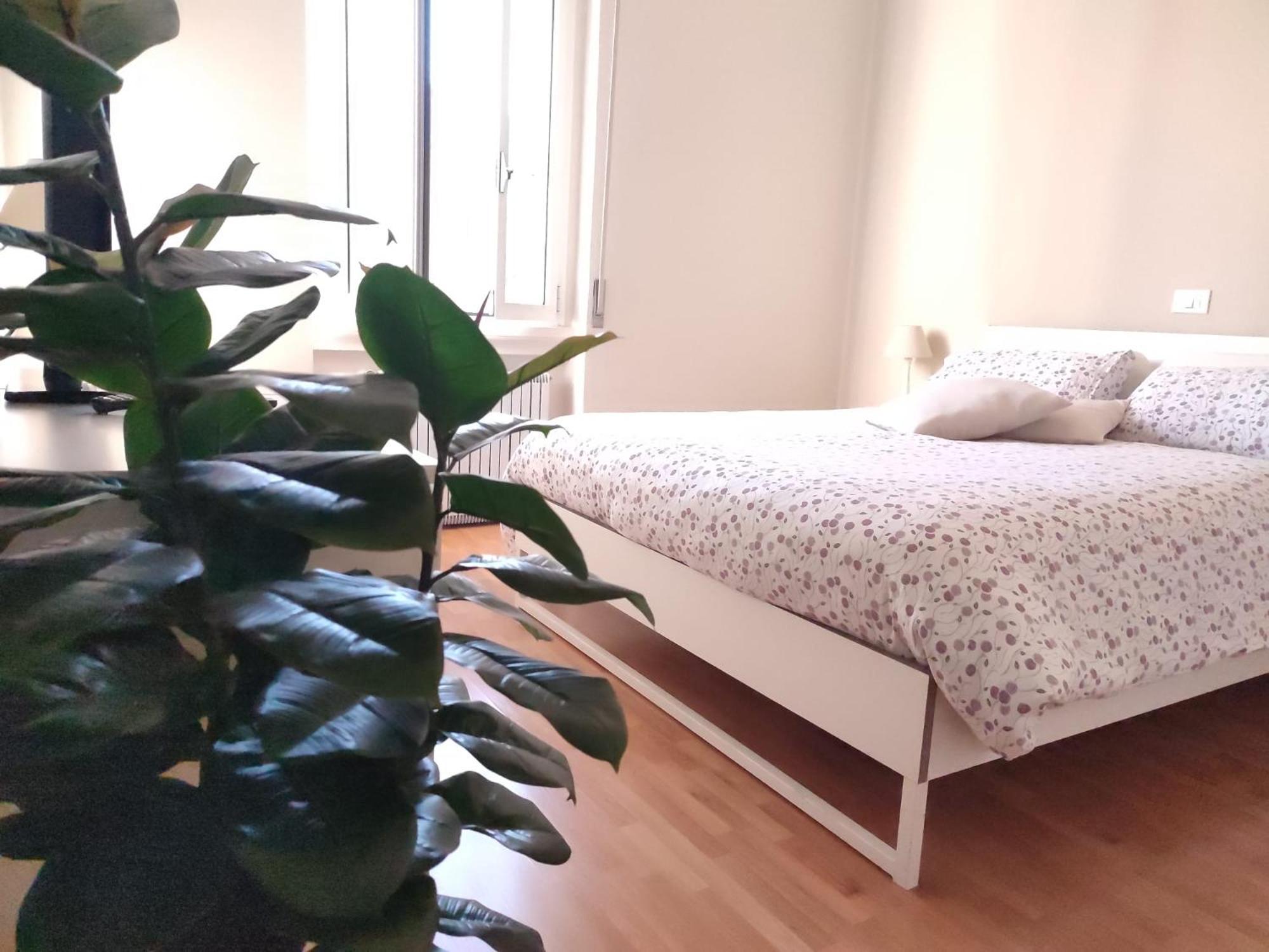 2 Bedroom Gem Near Milano Centrale Fast Wi Fi Kademy House Dış mekan fotoğraf